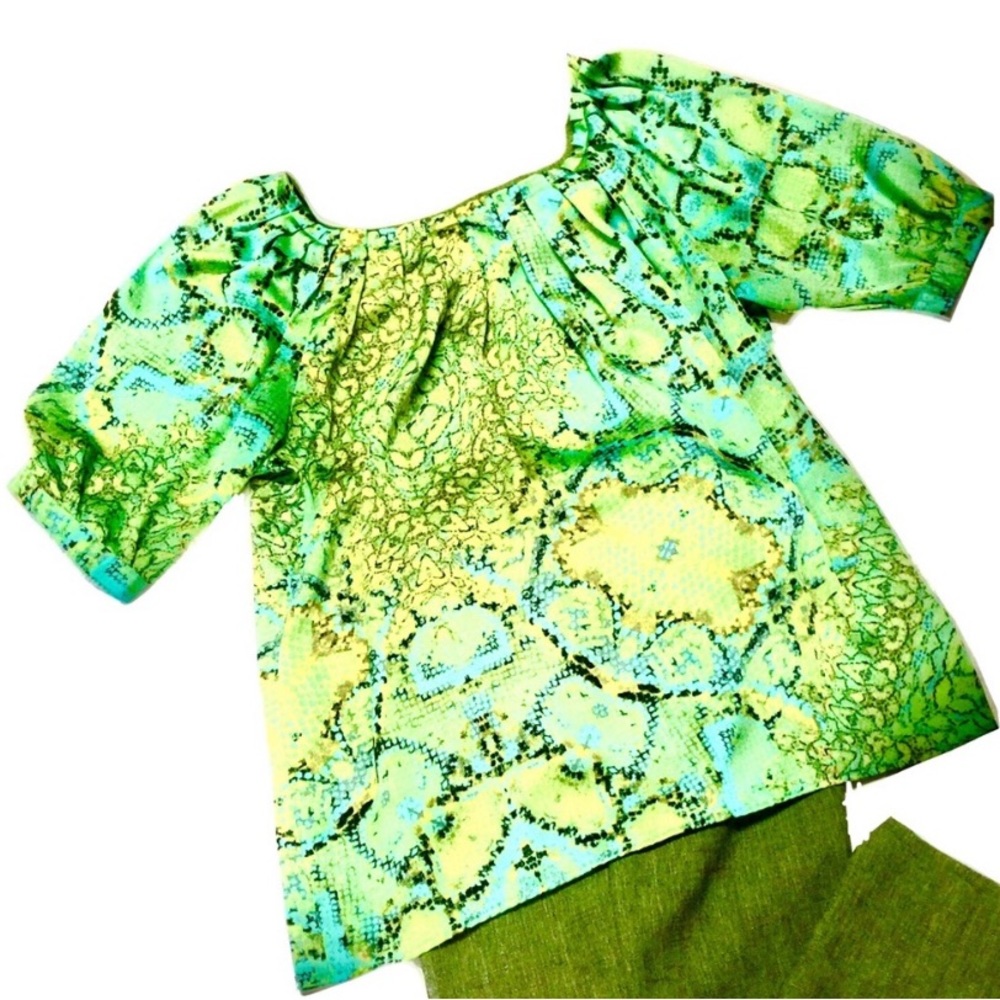 Two Tops Size Large - Picture 9 of 12